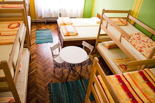 5-10 Bed Rooms Novi Sad